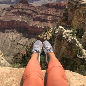 Meet your Posher, Alejandra